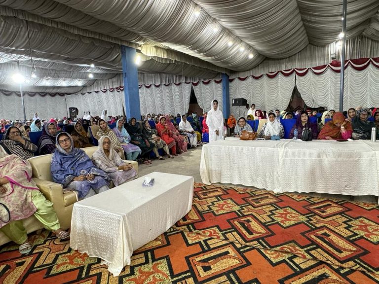 Audience of Mahfil e Milaad Sanghar M.Hall 2023